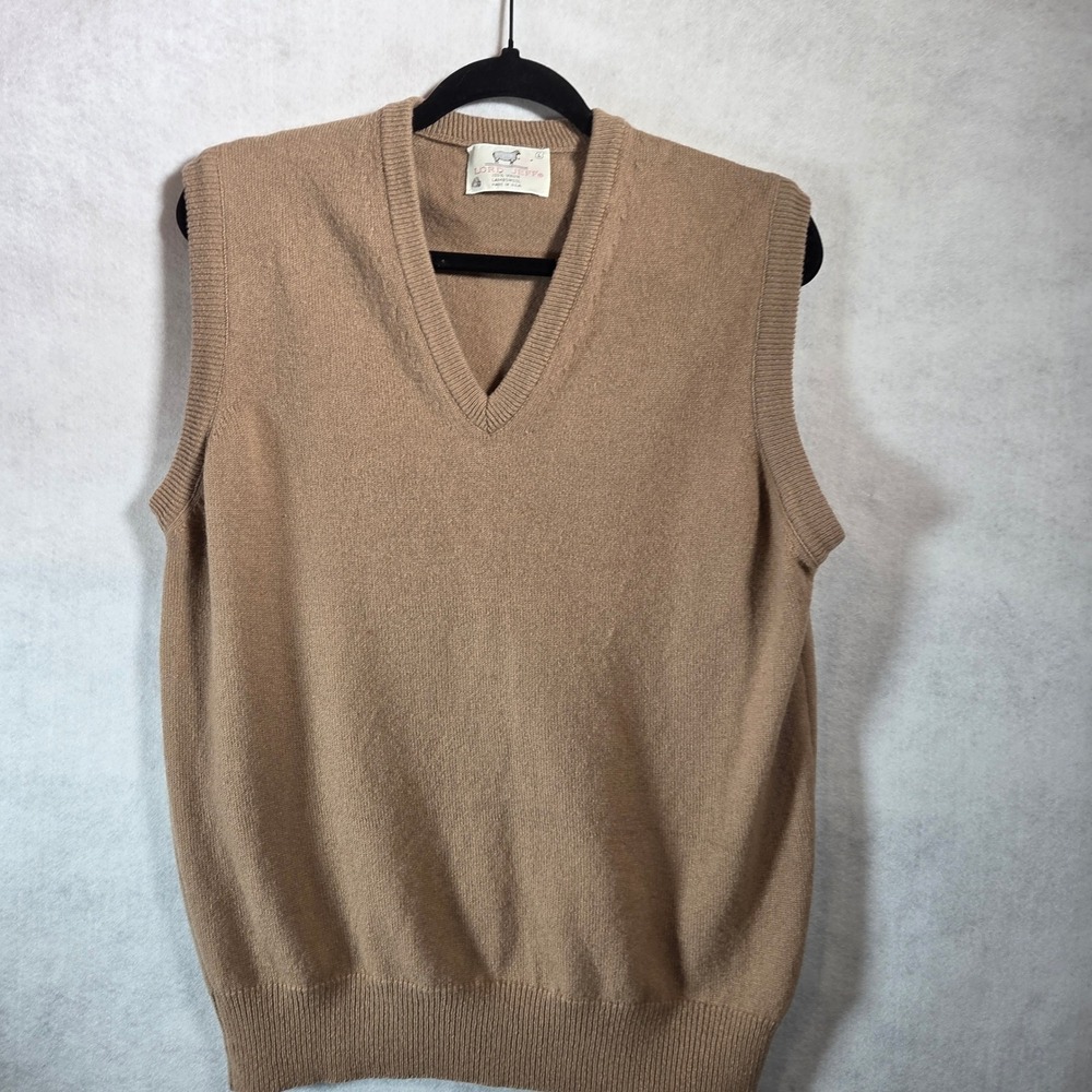 Lord Jeff‎ Mens Vintage 100% Lambswool V-Neck Sweater Vest Tan Made in USA L